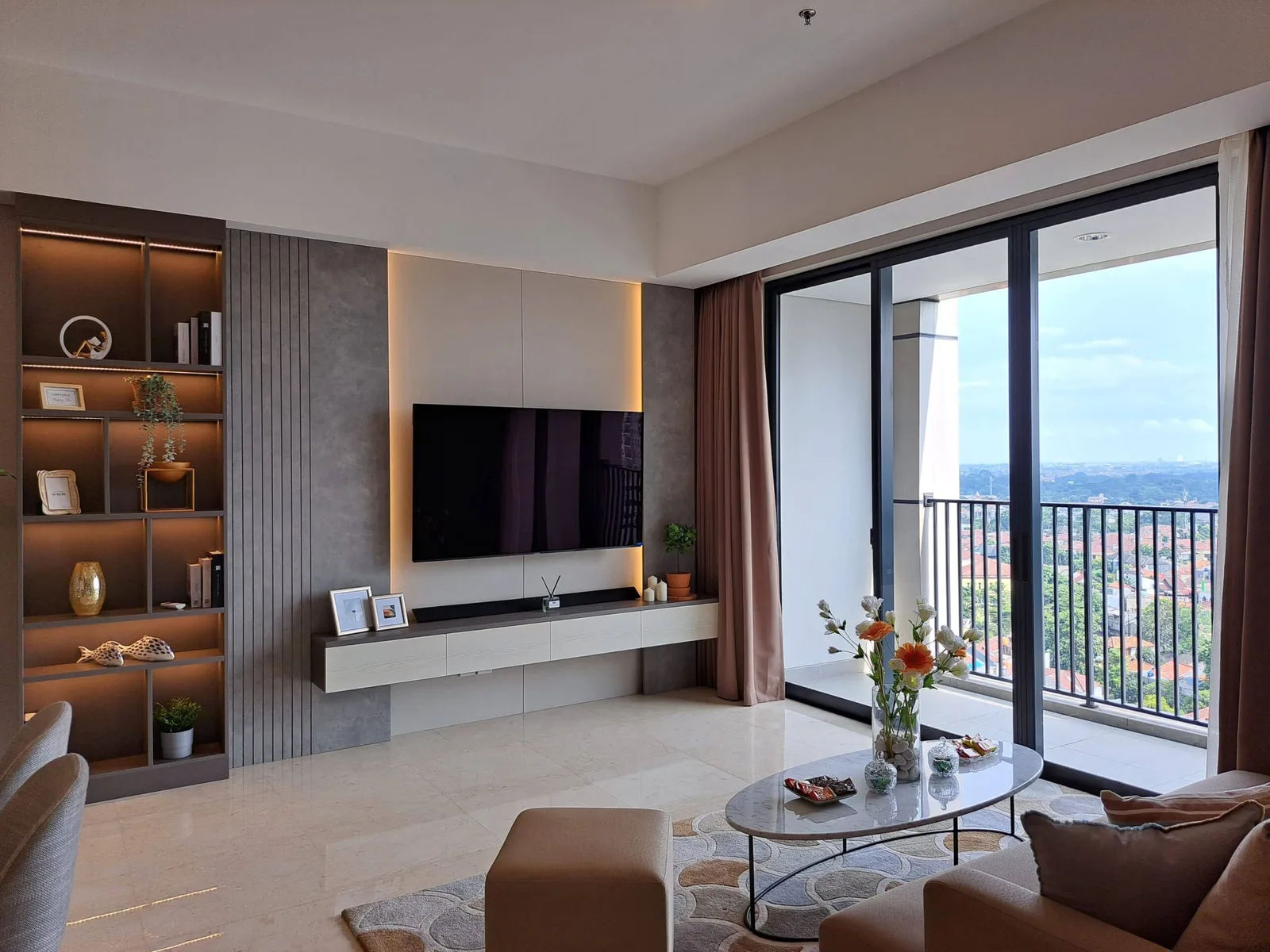 2+1 Bedroom Private Lift 122m2 Prime Tower Southgate Residence