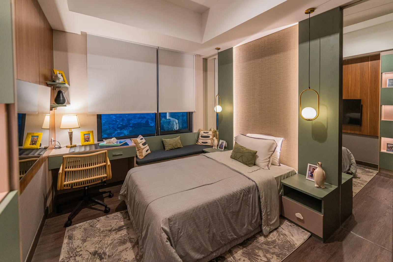 Bedroom